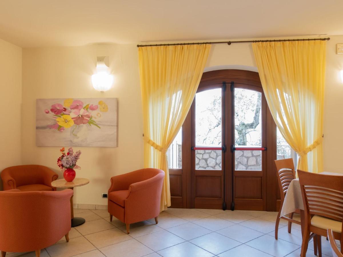 Locazione Turistica Casa Maria-2 By Interhome Асенца ди Бренцоне Екстериор снимка